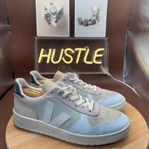 VEJA V-10 SUEDE JADE WHITE MULTICOLOR WOMENS SZ 8